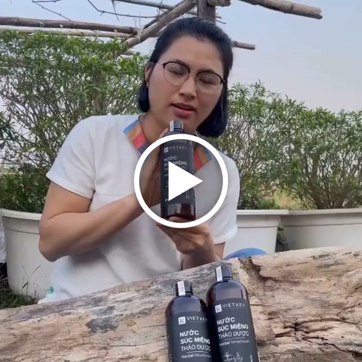 video-poster-8480-1-1788087498 Nước Súc Miệng Thảo Dược VIETKET 500ml — video